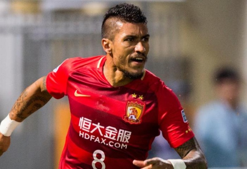 Khoảnh khắc của Paulinho thi đấu tại Guangzhou Evergrande
