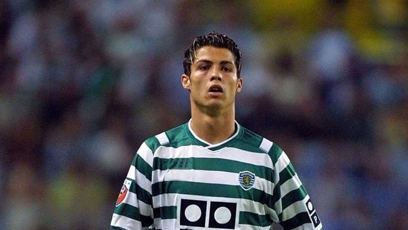 Ronaldo – Huyền thoại bóng đá thế giới khi còn thi đấu trong màu áo CLB