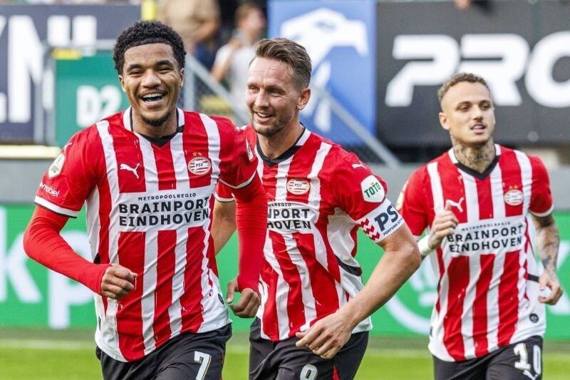 Sắc đỏ-trắng của PSV Eindhoven