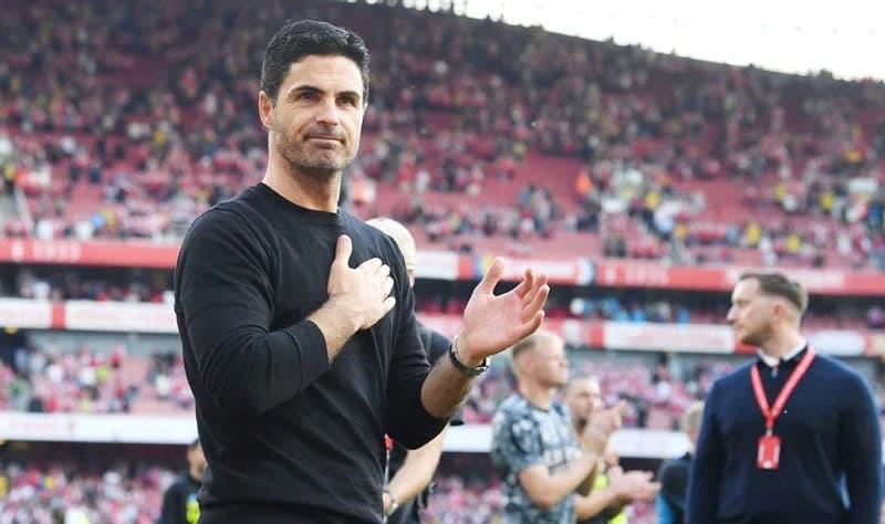 Mikel Arteta dùng loa phát nhạc giúp cầu thủ làm quen với áp lực cổ vũ