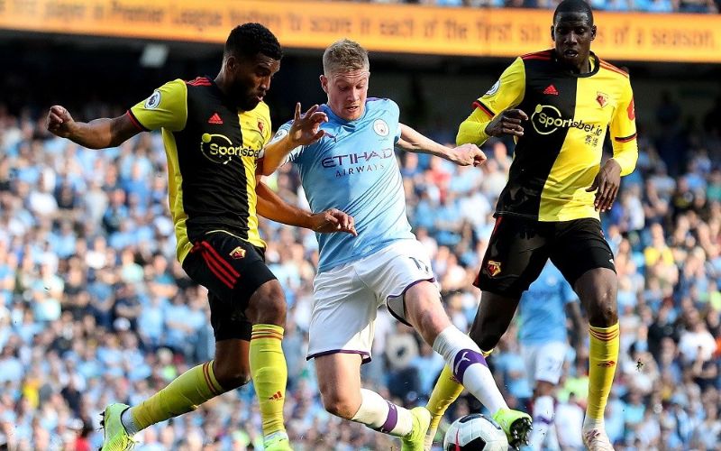 Watford đối đầu gã khổng lồ Man City
